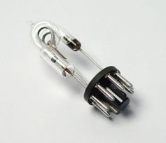Minum 2.5 Self Adjusting Wire Stripper, 30-13 AWG.  Clamshell. - Platinum Tools 15305C